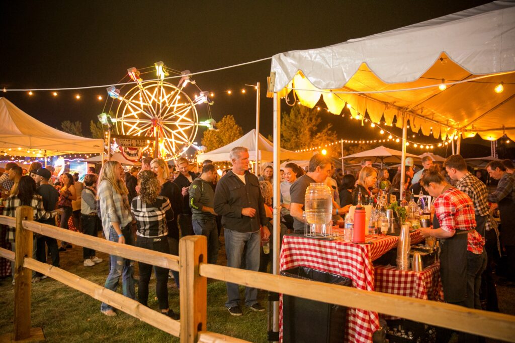 del-sur-adult-fall-festival-22-112